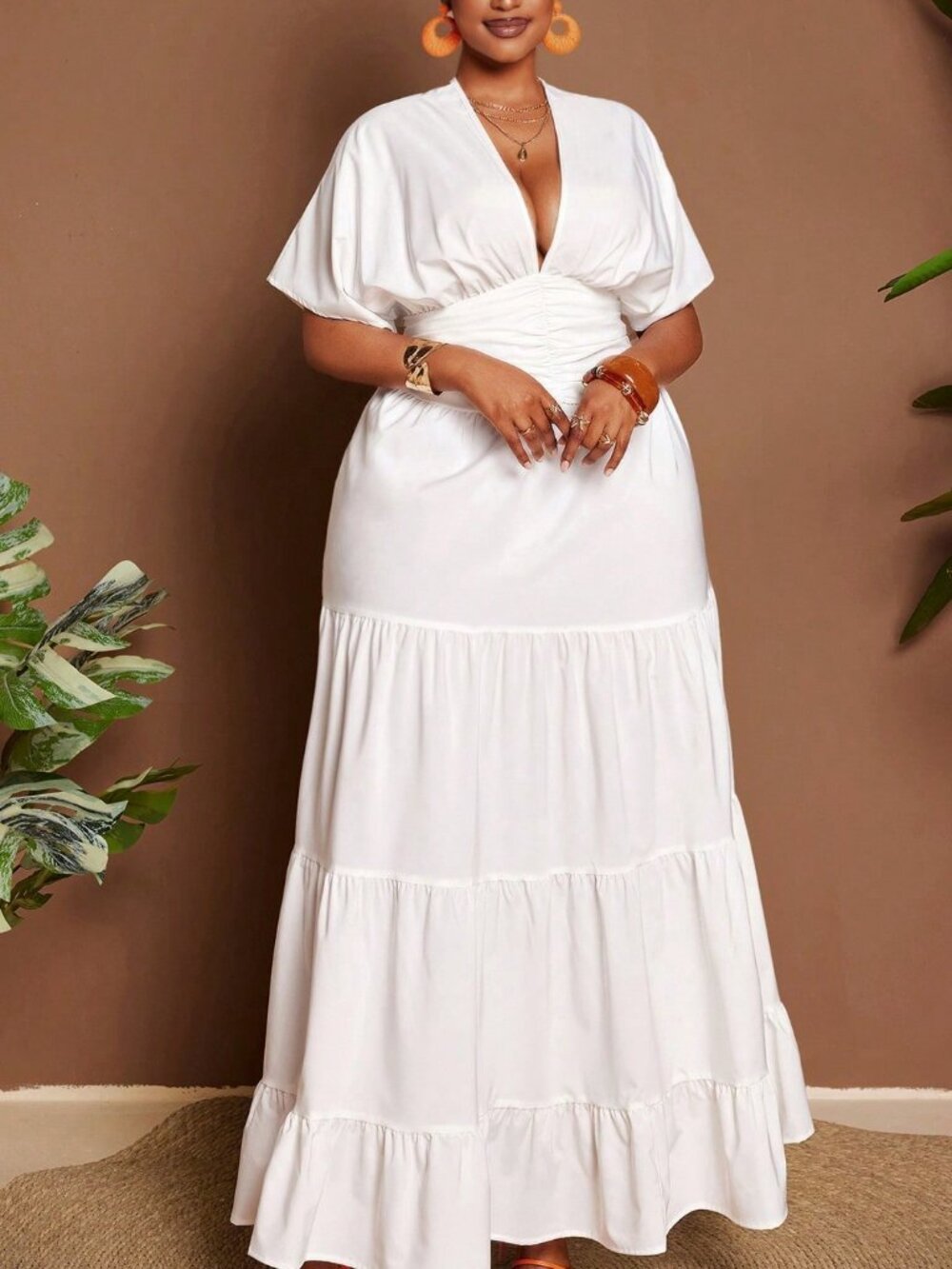 White Boho Women's Plus Size Sexy Flared maxi Dress - Picture 4 of 6